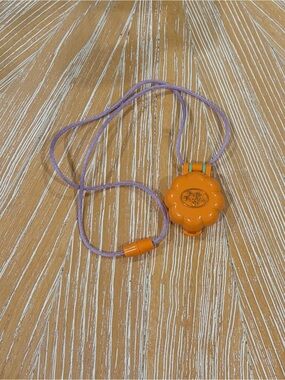 1991 Camp Days Locket Bluebird Polly Pocket with original cord